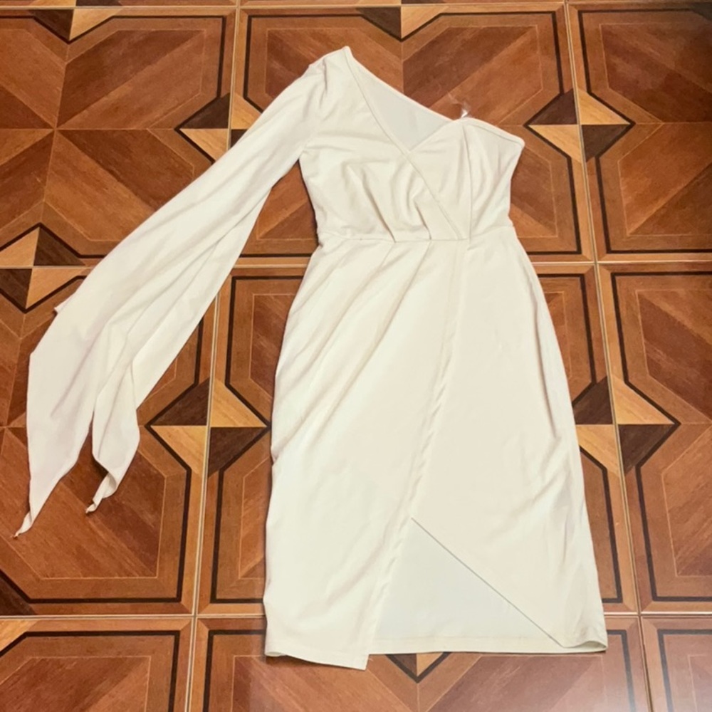 Petite Elegant Cream One-Shoulder Dress